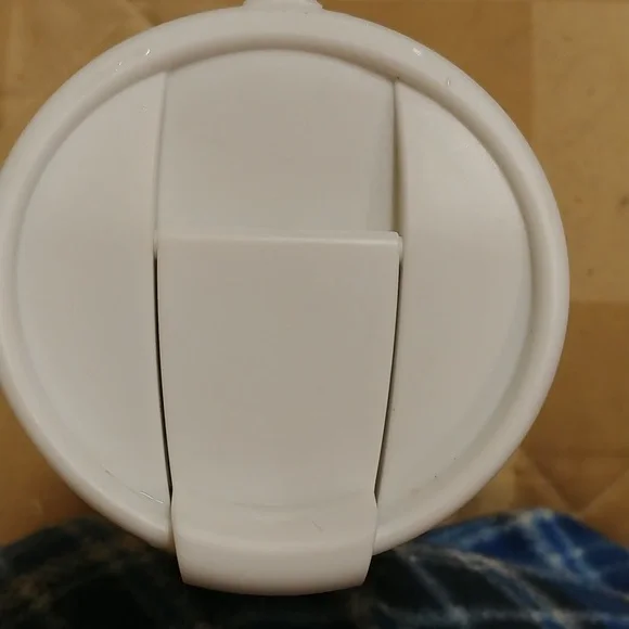 Starbucks 16 ounce travel mug - Picture 3 of 5